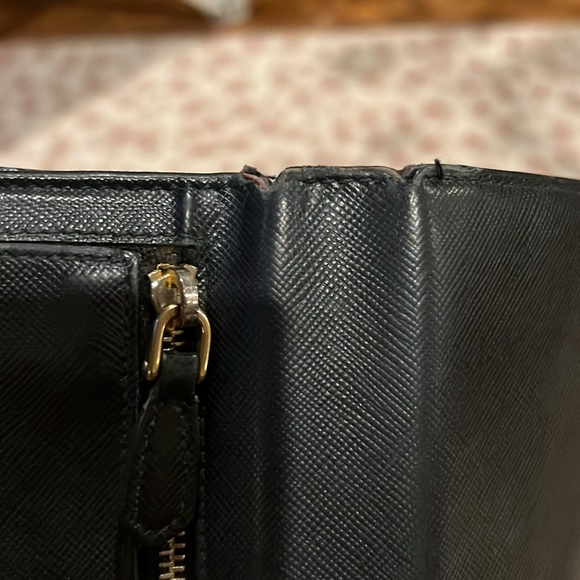 Authentic PRADA Wallet - Picture 7 of 9